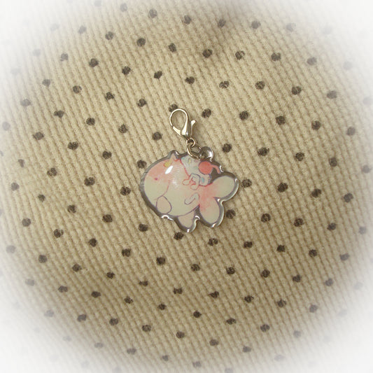 tsunscoops phone charm