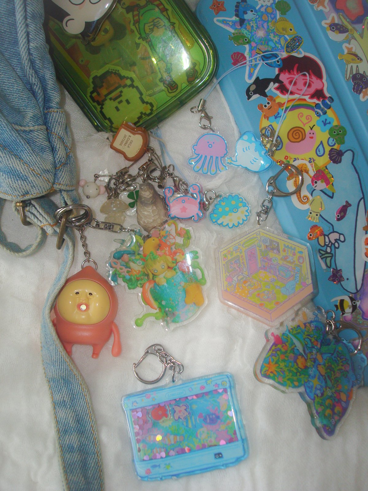 sea phone charms (final run!)
