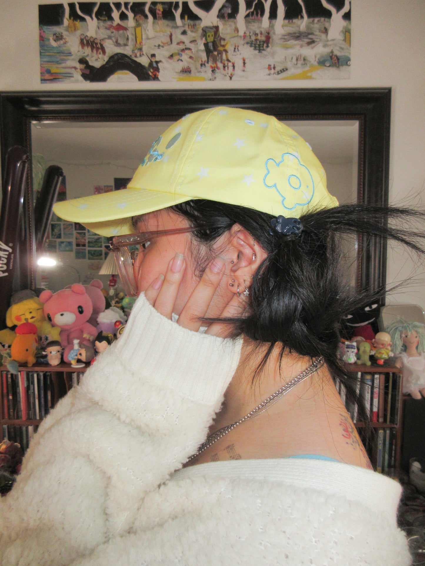 yellow star cap