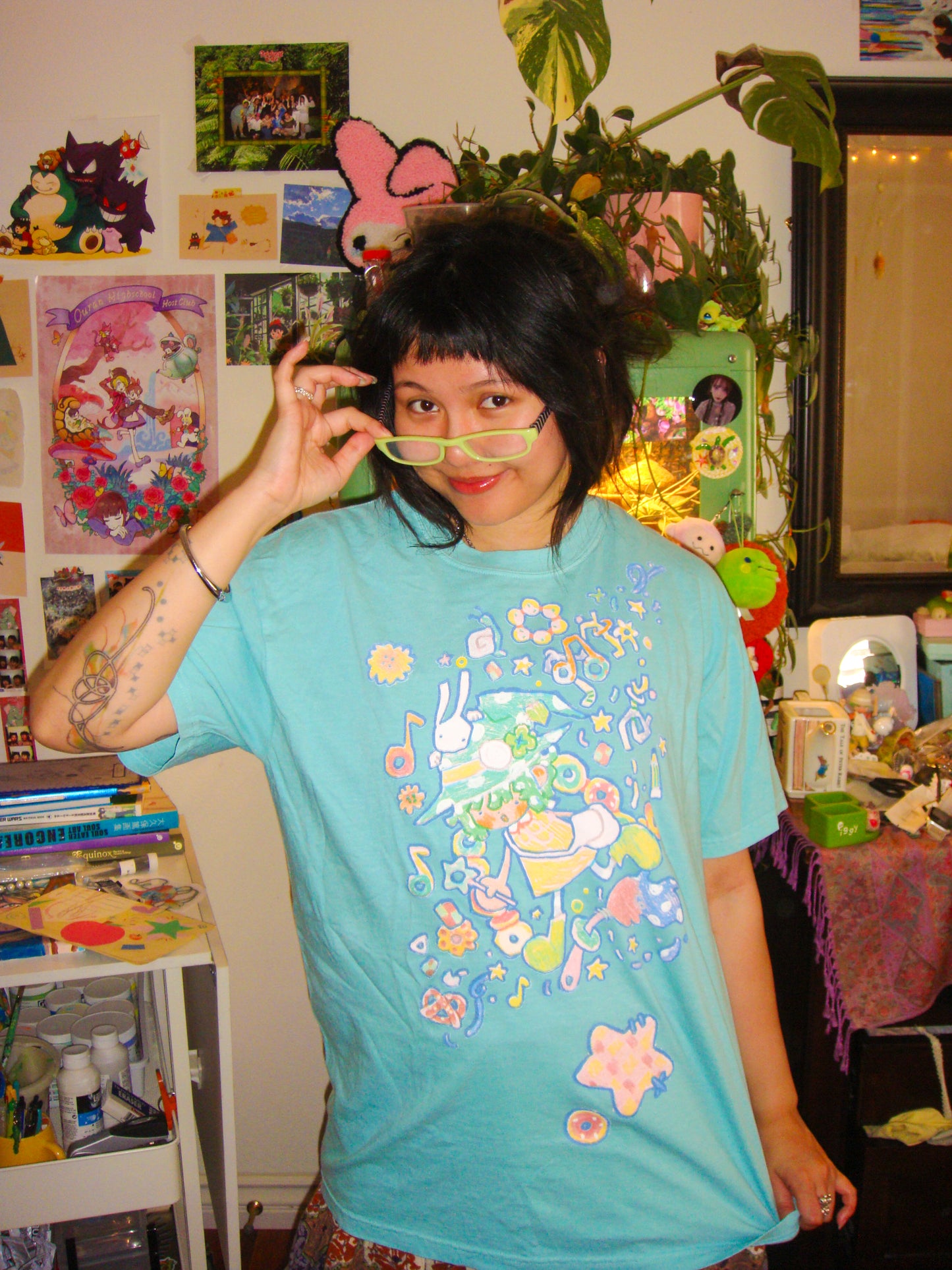 donut witch tee