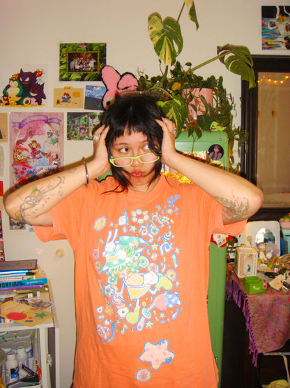 donut witch tee